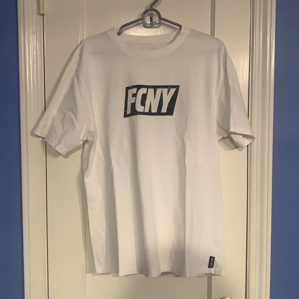 Flight Club NYC Exclusive Tee Size M